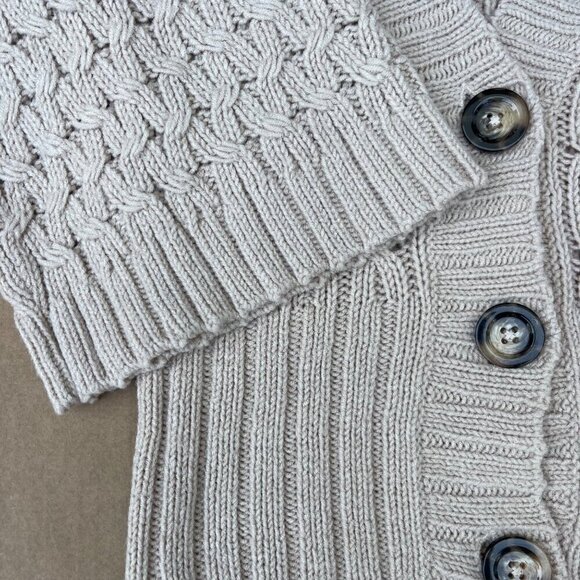 Old Navy Womens Cardigan Size S Chunky Cable Knit Layering Cozy Comfy Minimalist - Picture 3 of 7